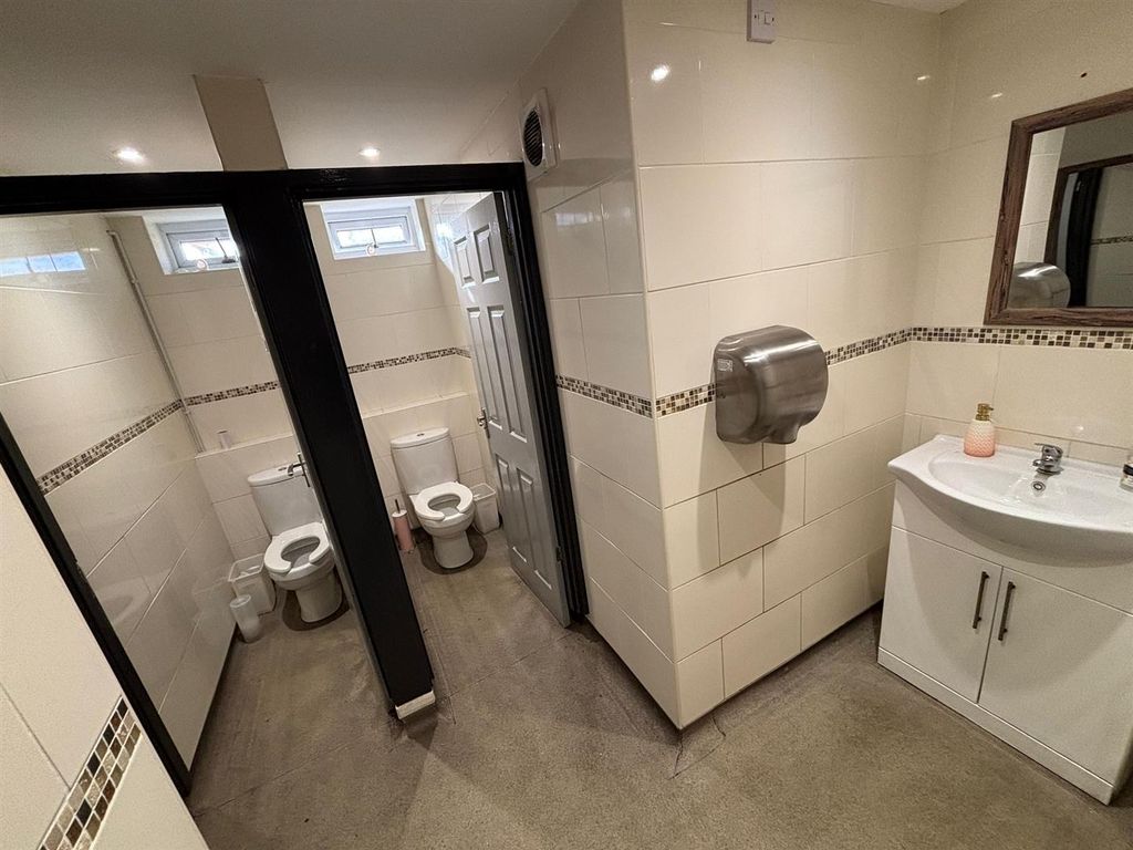 Additional image 13 of 3 bed property to rentHigh Street, Cefn Coed, Merthyr Tydfil CF48
