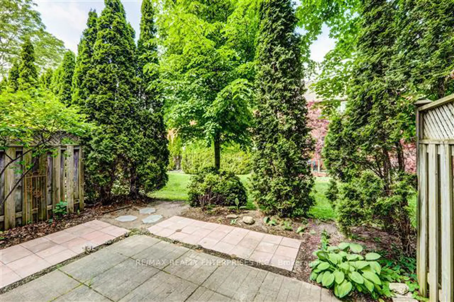 Additional image 16 of 1084 Queen Street 24B