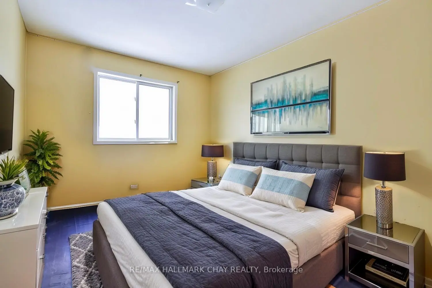 Additional image 8 of 37 Loon Avenue