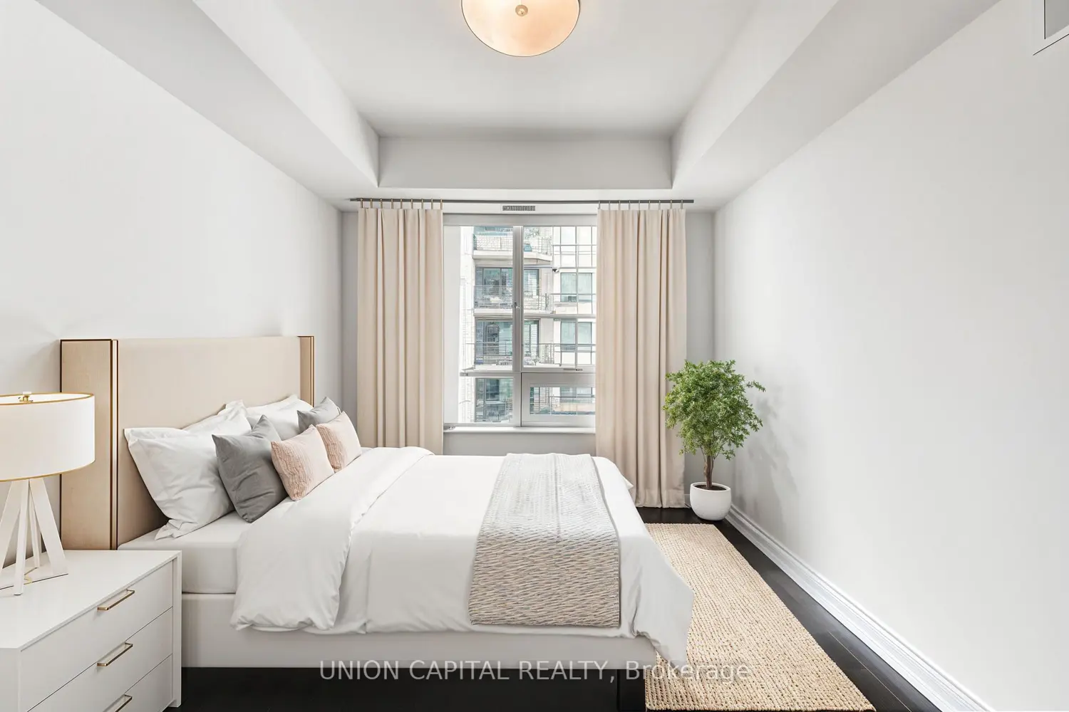 Additional image 7 of 3500 Lakeshore Road 525