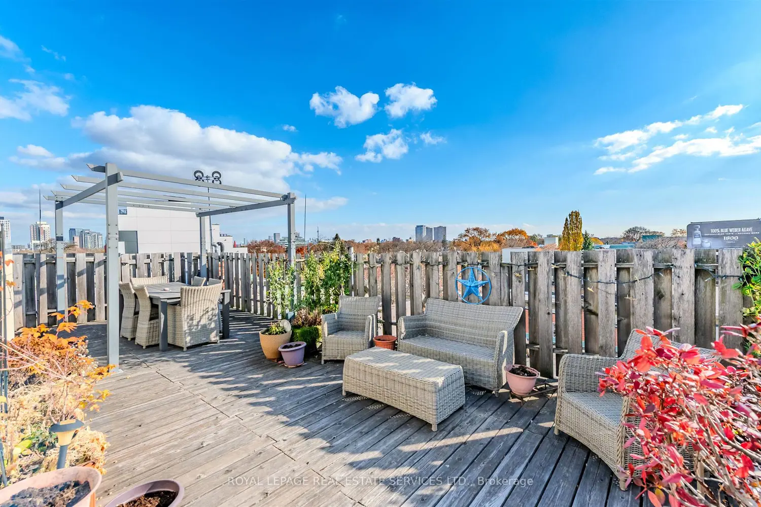Additional image 17 of 2847 Dundas Avenue 9