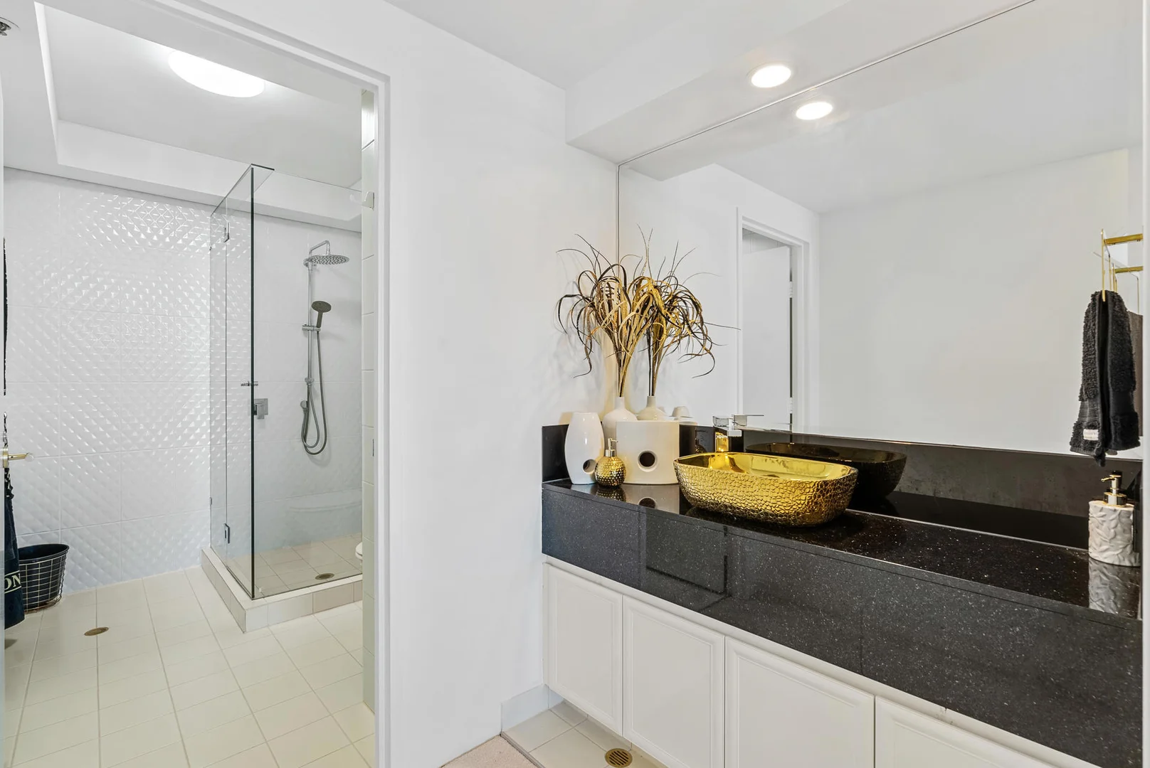 Additional image 18 of A15-2/75 Brighton Parade, Southport QLD 4215