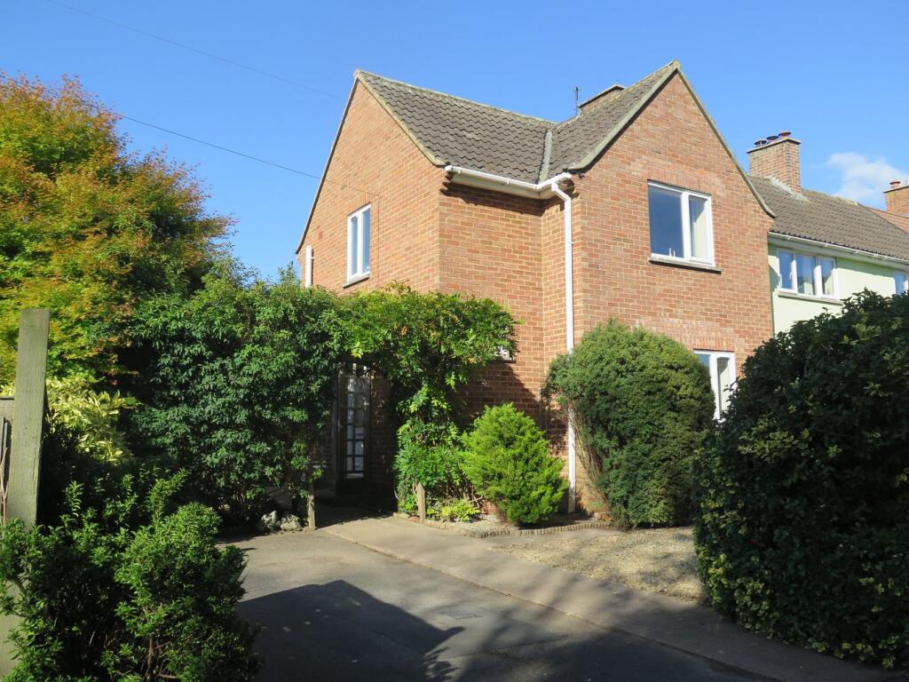 Coronation Road, Wells, BA5