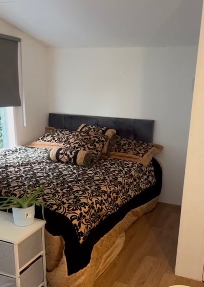 Additional image 2 of Studio Flat, Burdiehouse Rd, EH17, N1 7GU