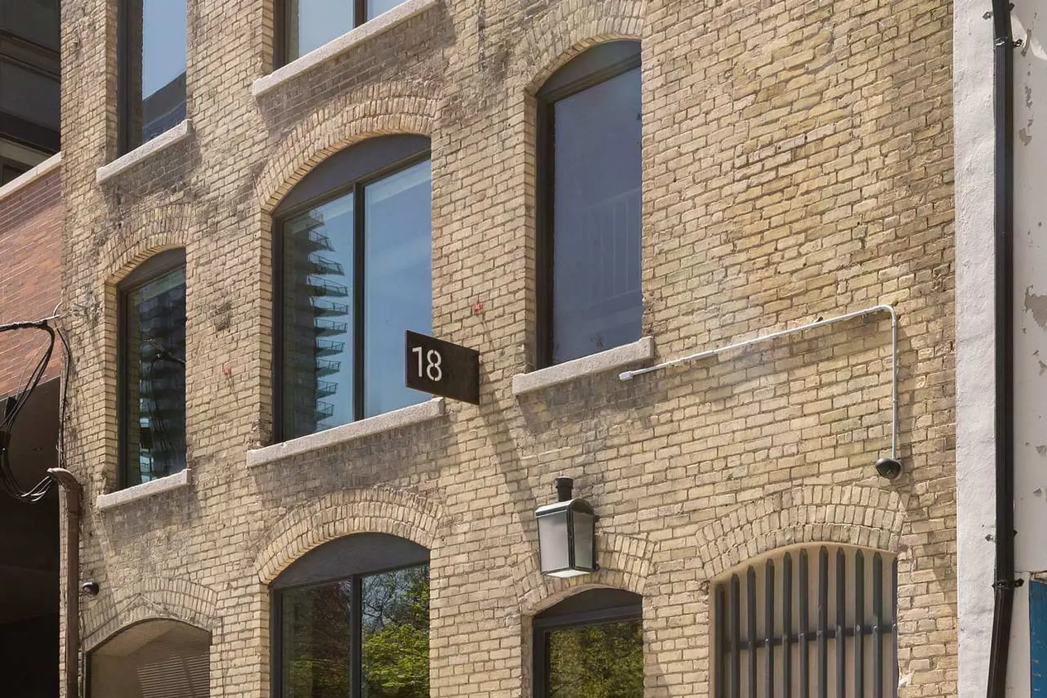 Additional image 20 of 18 Gloucester Lane