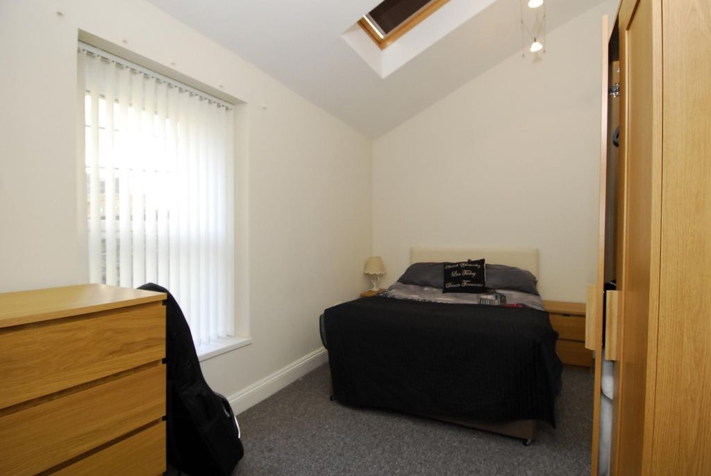 Additional image 3 of 1 bed flat to rentLockyer Road, Flat 1, Plymouth PL3