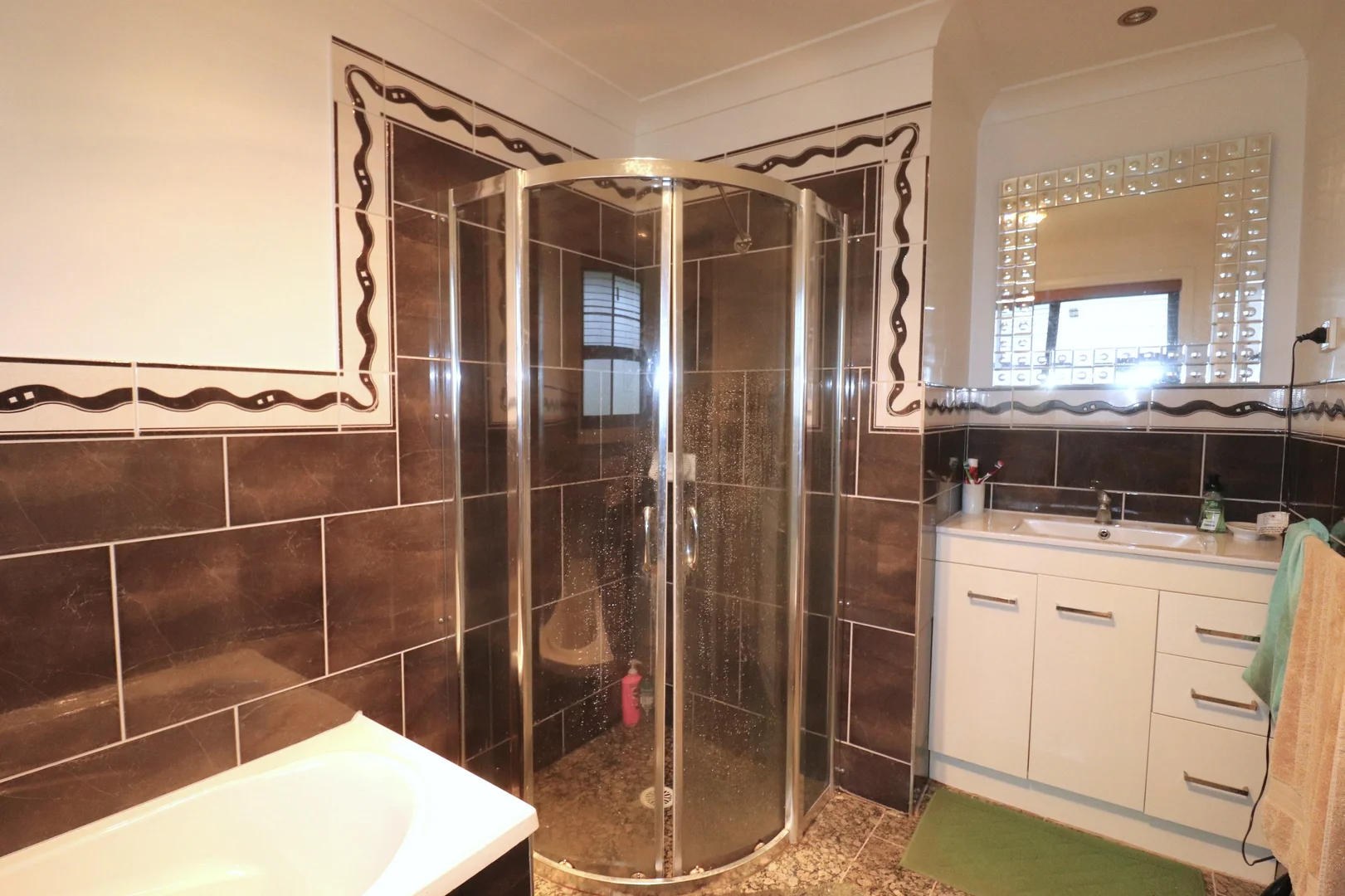 Additional image 10 of 423 Grey Street, Glen Innes NSW 2370