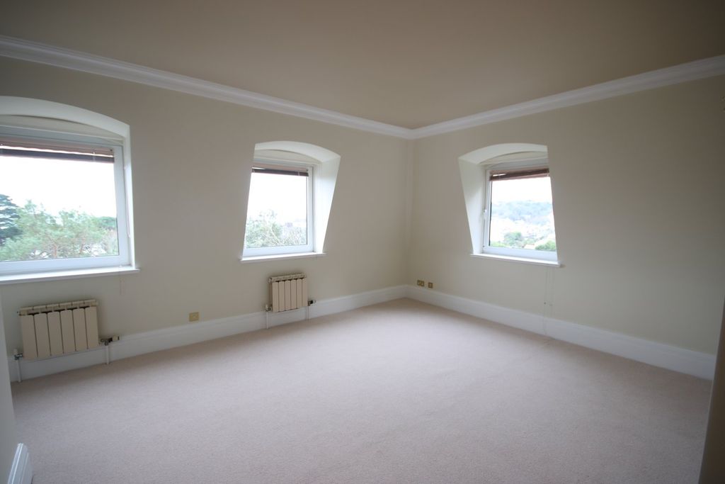 Additional image 9 of 3 bed flat to rentLe Mont Gras D'eau, St Brelade JE3