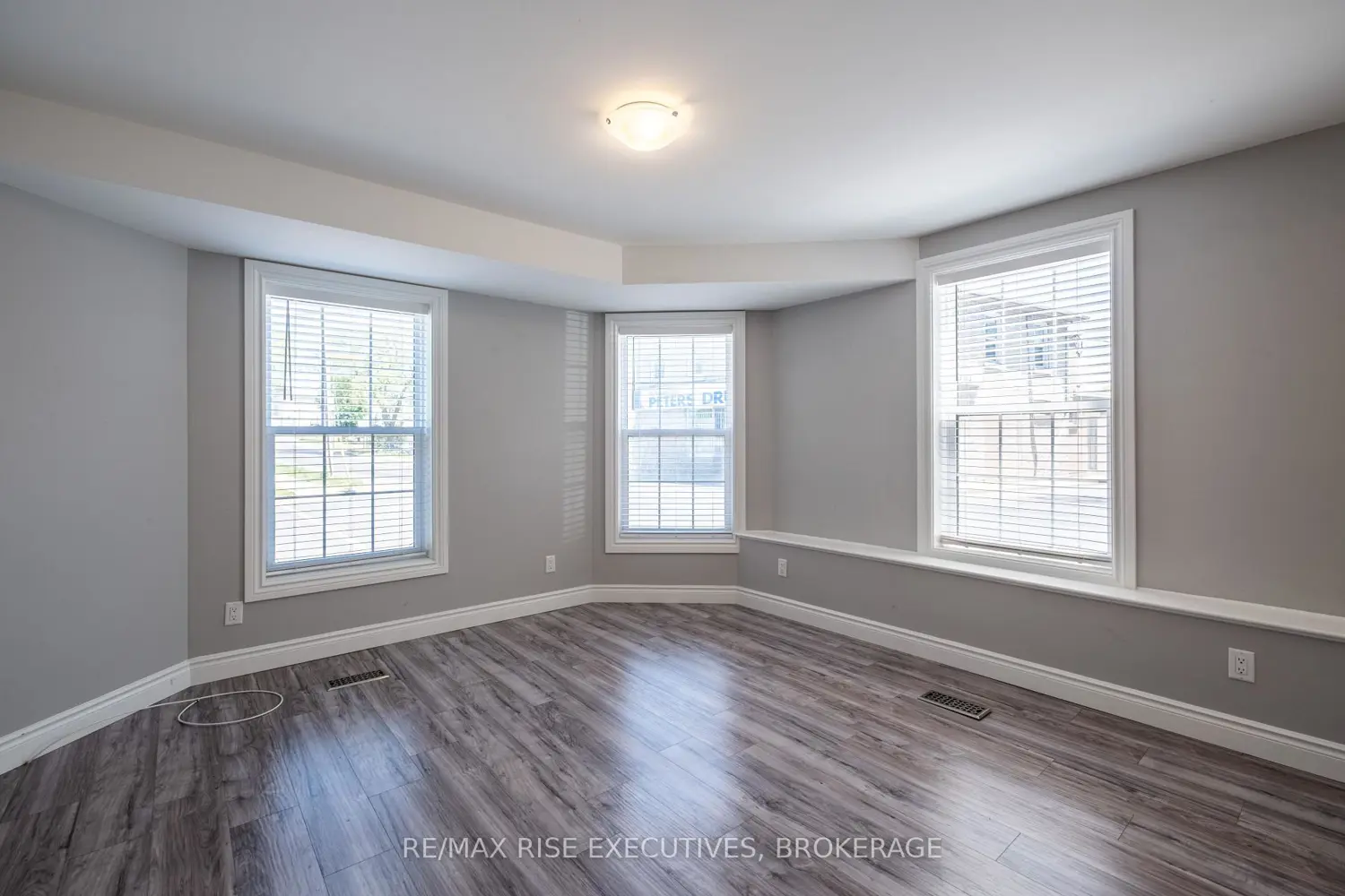 Additional image 8 of 120 Yonge Street