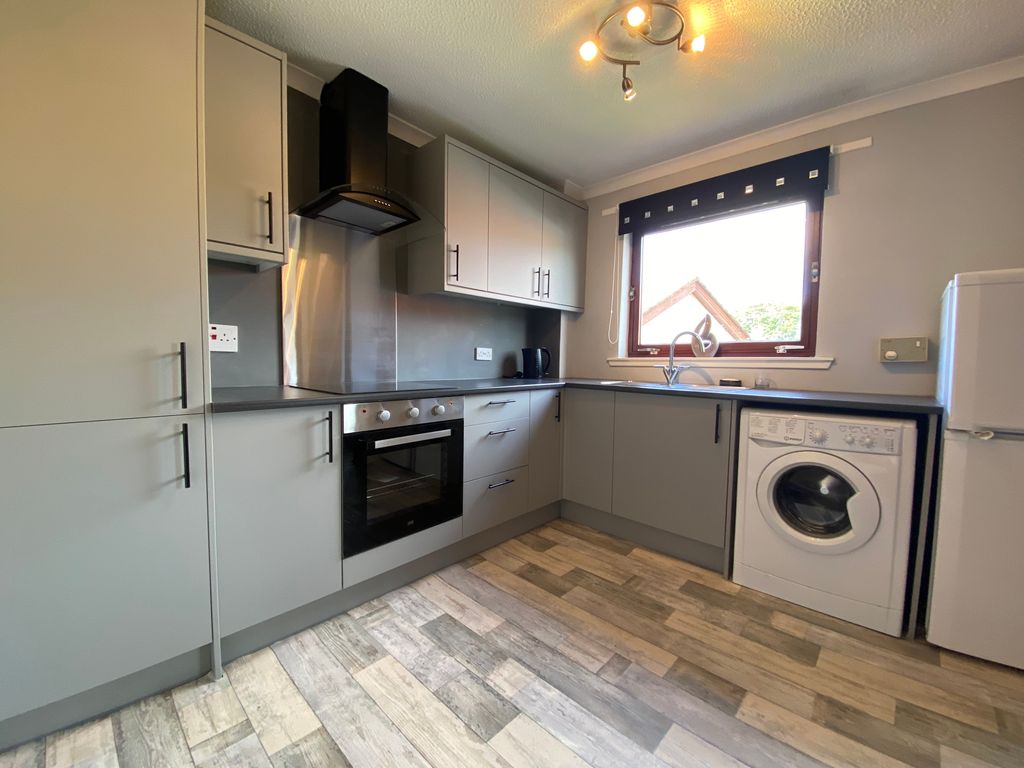 Additional image 2 of 2 bed flat to rentNeilston Road, Paisley PA2