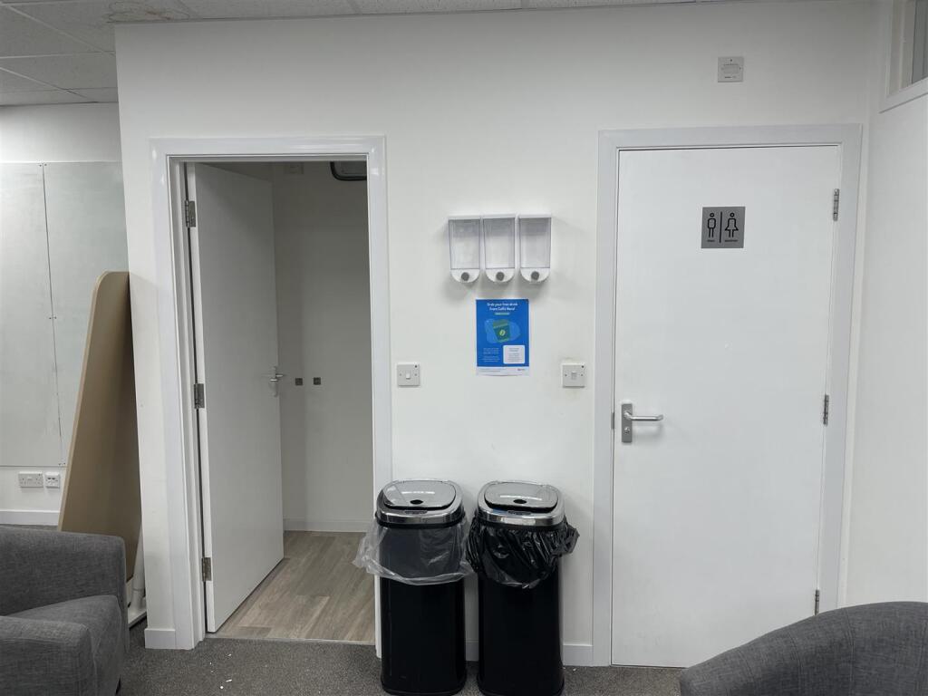 Additional image 7 of Oxford Road, Yeovil