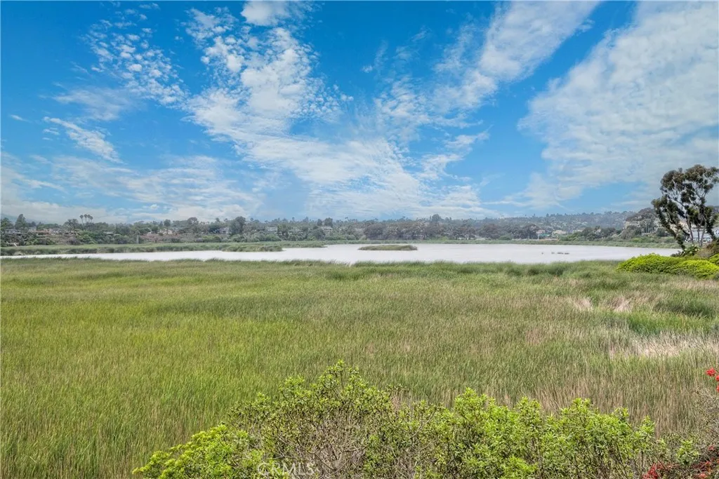 Additional image 100 of 543 Laguna Drive, Carlsbad, CA 92008