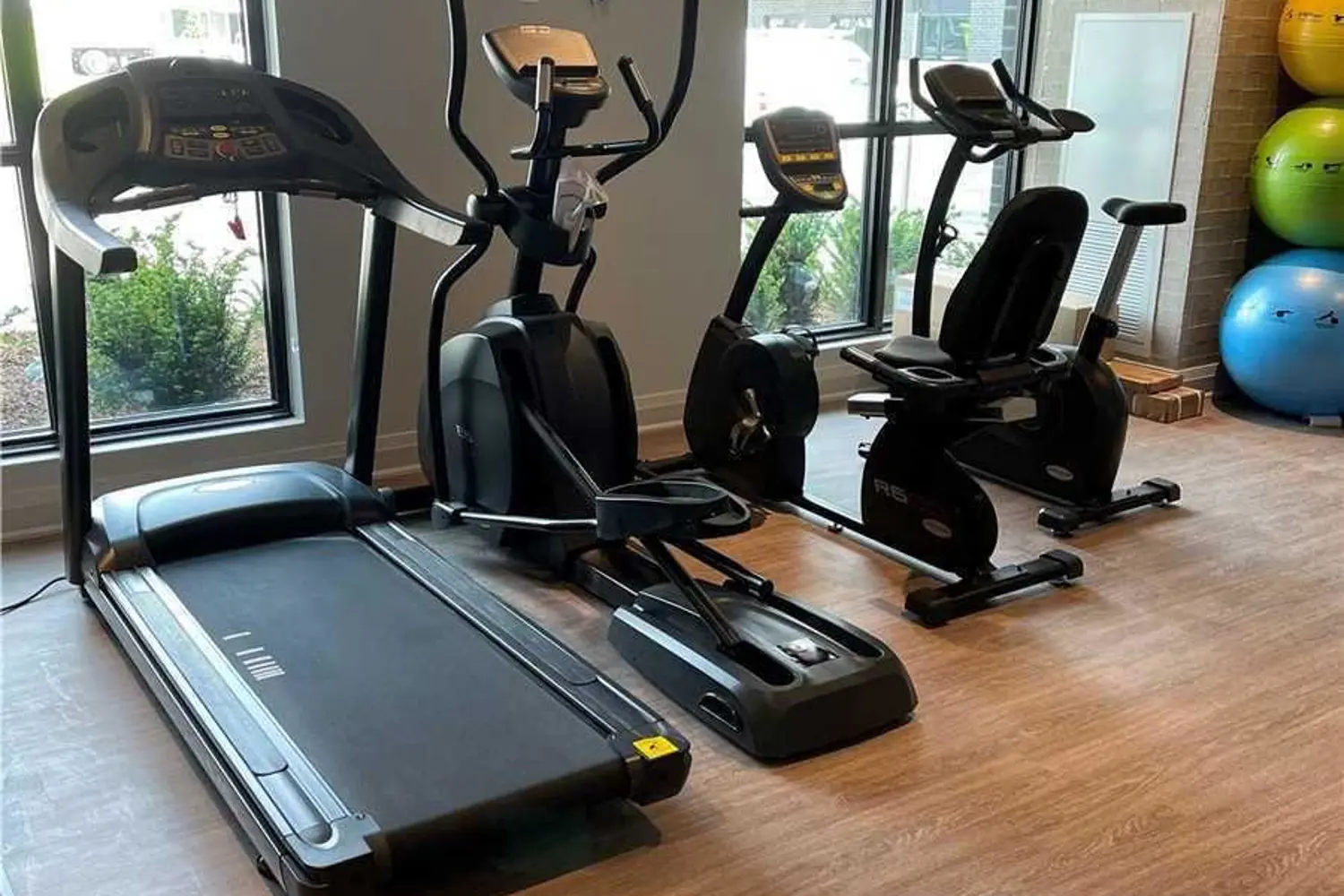 Additional image 15 of 102 Grovewood Common Drive 320