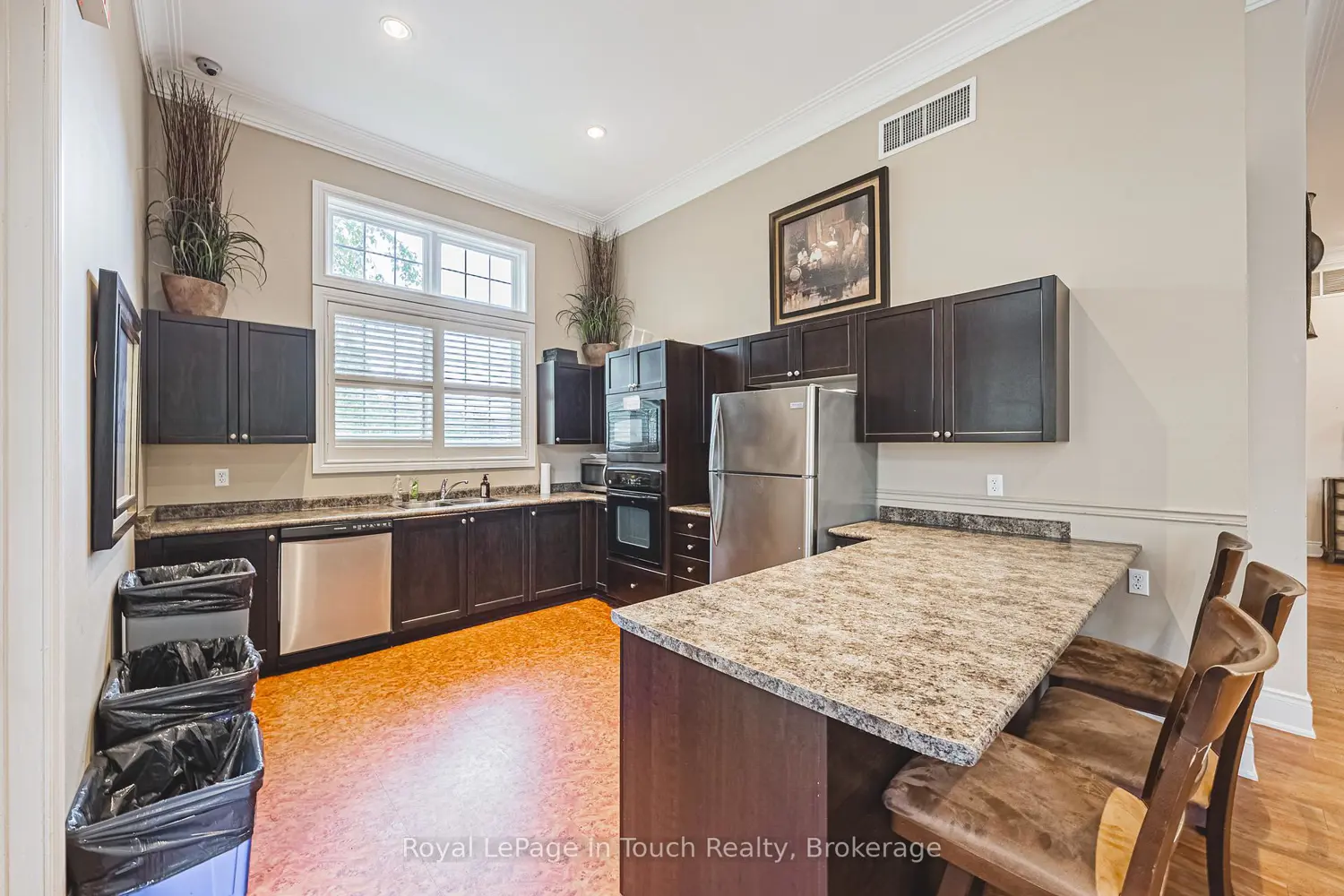 Additional image 17 of 1491 Maple Avenue 311