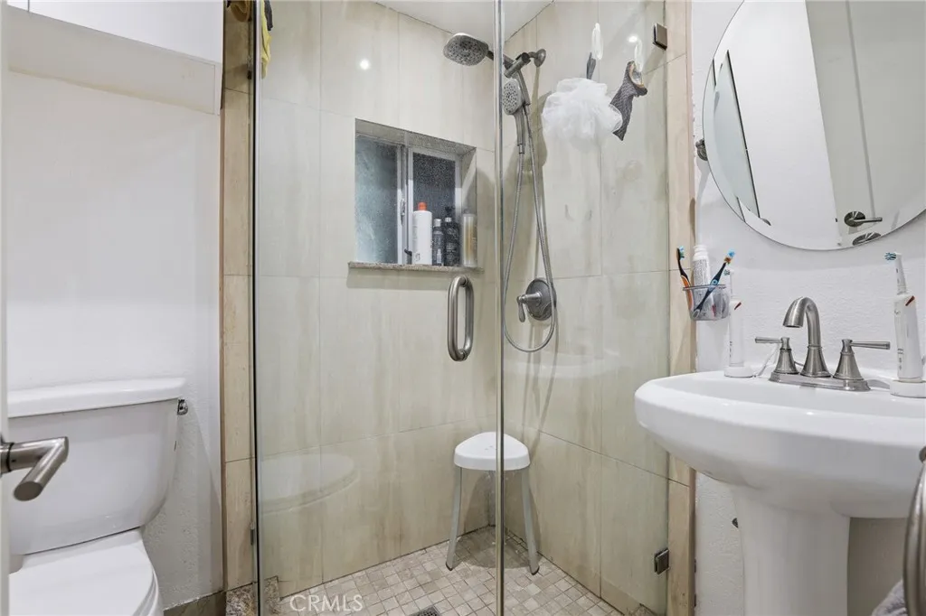 Additional image 18 of 10418 Samoa Avenue, Tujunga, CA 91042