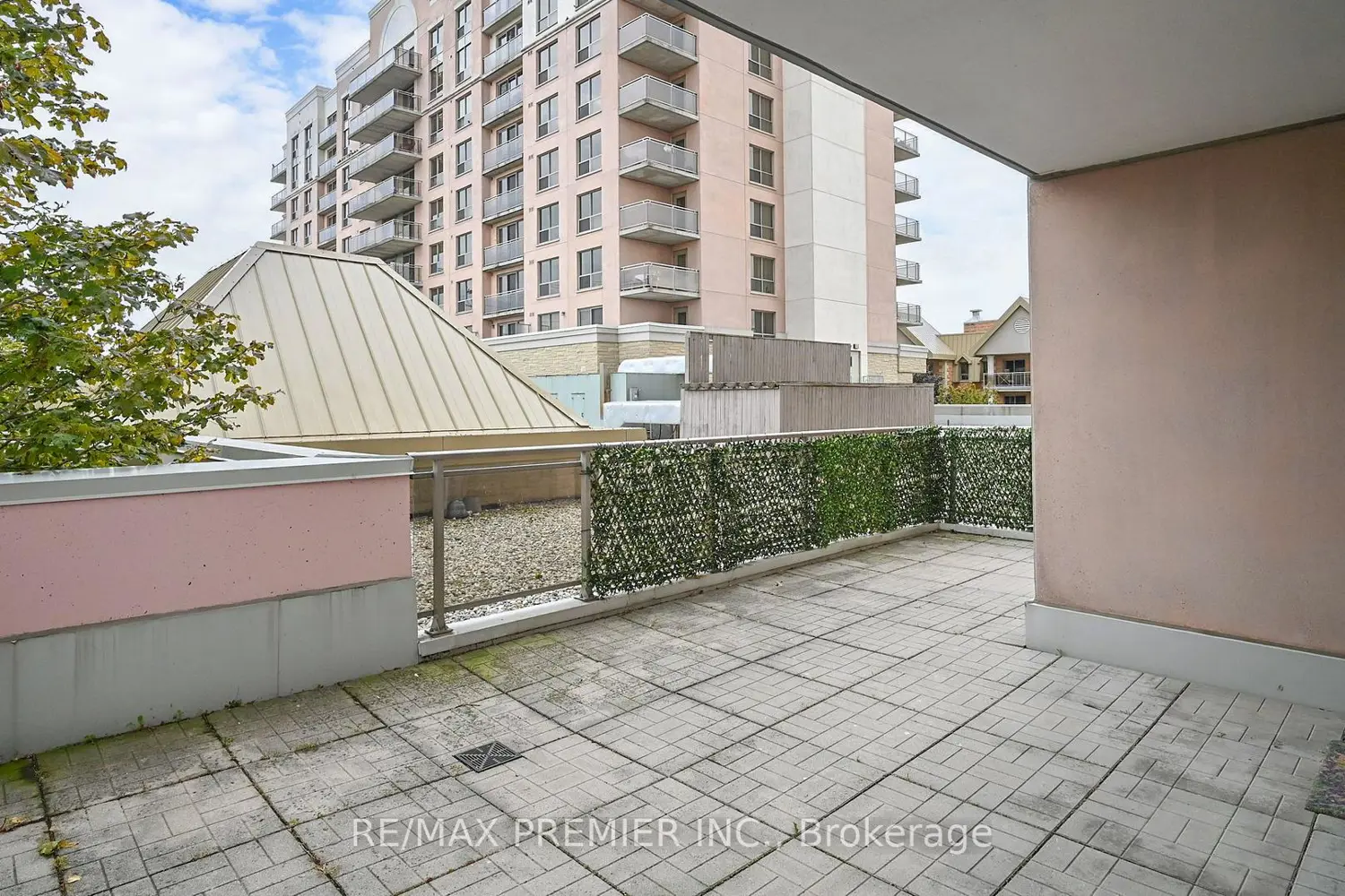 Additional image 9 of 810 Scollard Court 204