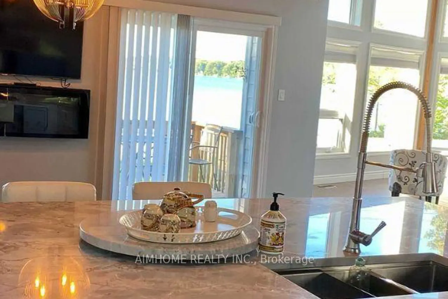 Additional image 9 of 2858 Lakeshore Road