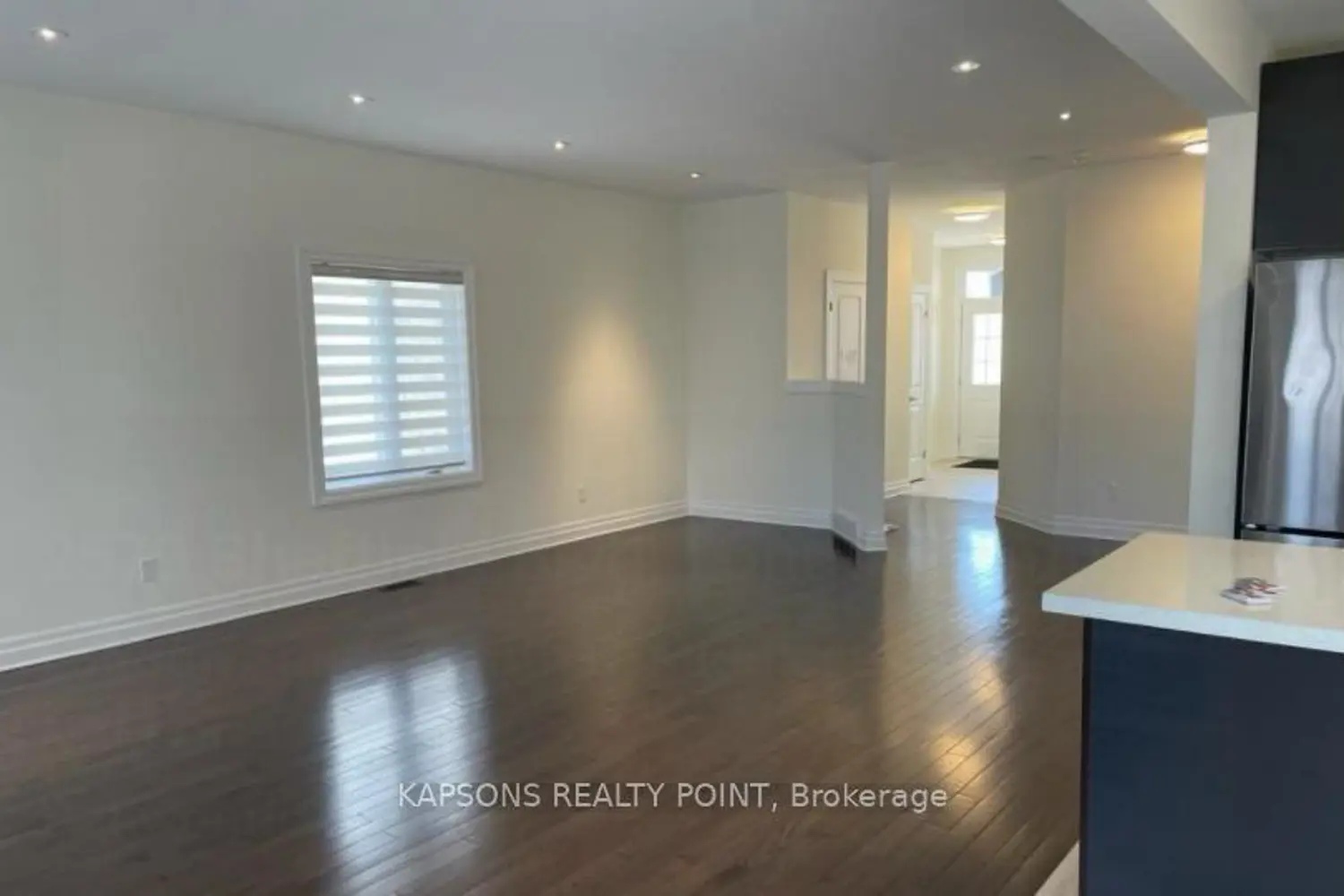 Additional image 14 of 2579 Sheffield Boulevard 21