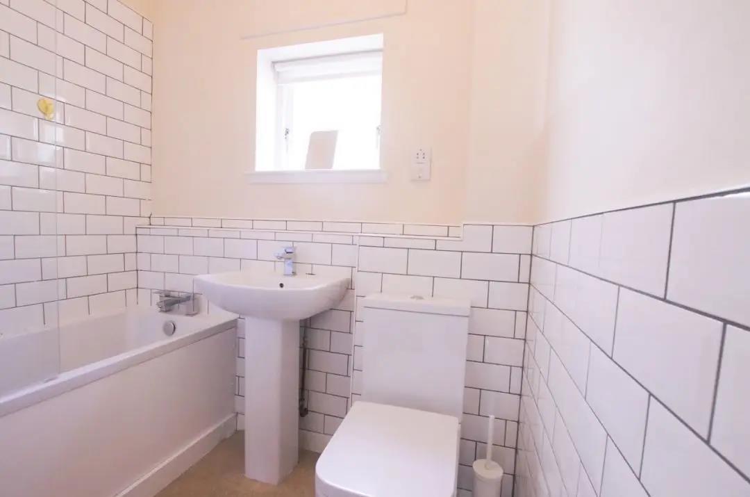 Additional image 10 of 2 Bed Flat, Argyle Street, G3, N1 7GU