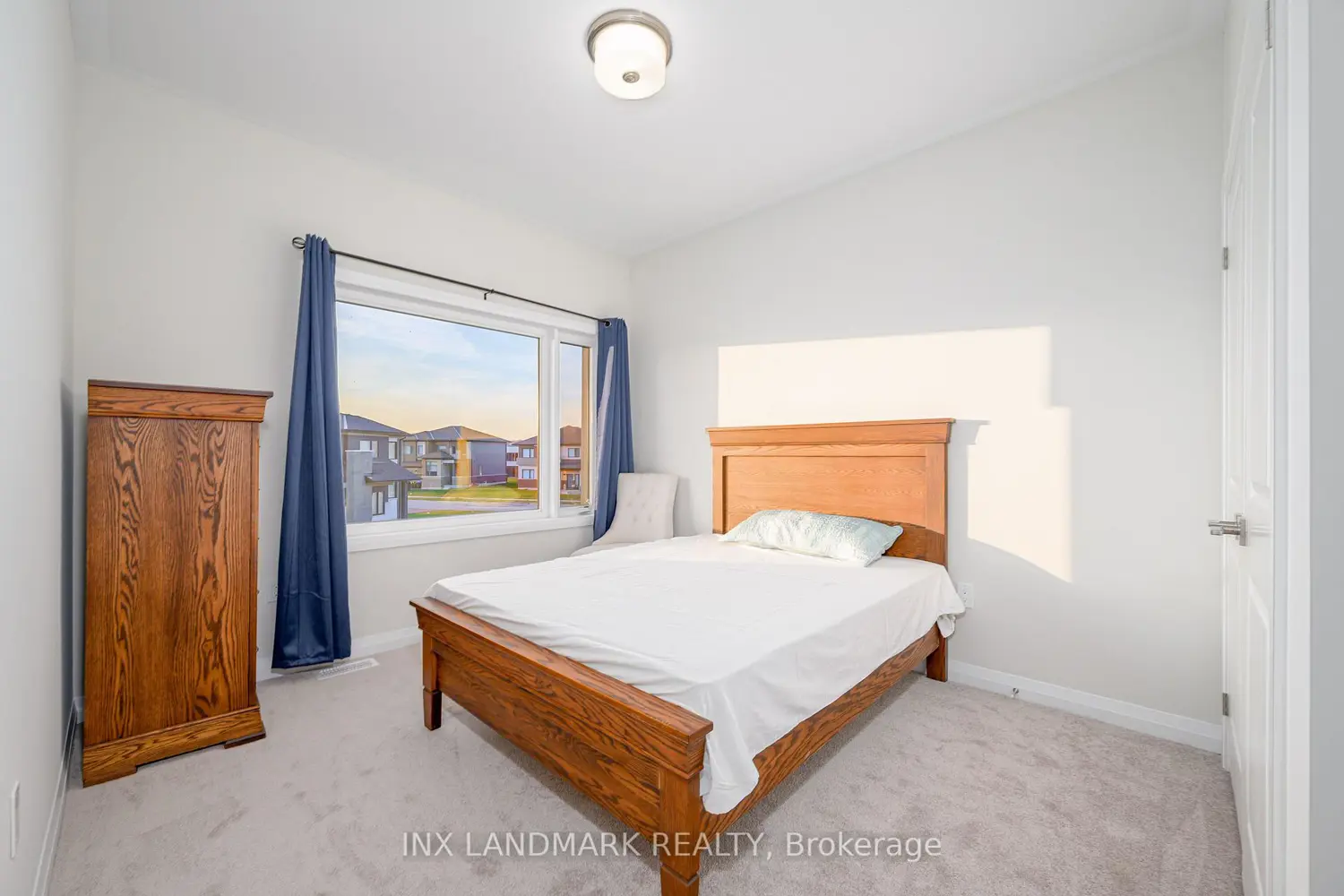 Additional image 15 of 3727 Lakepoint Drive