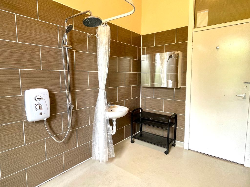 Additional image 12 of 4 bed terraced house to rentPark Road, Glasgow G4