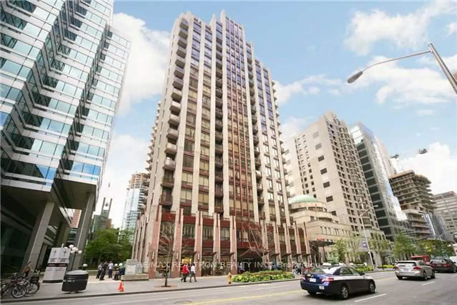 85 Bloor Street 1603