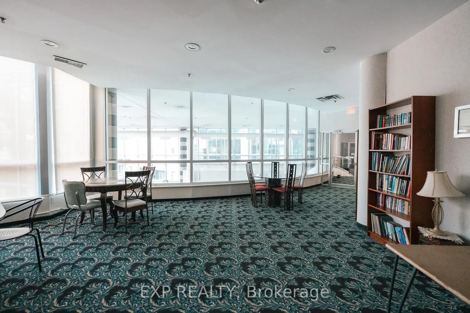 Additional image 16 of 2550 Lawrence Avenue 310