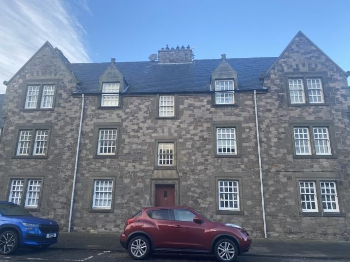 2 bed flat to rentHigh Street Dalkeith EH22