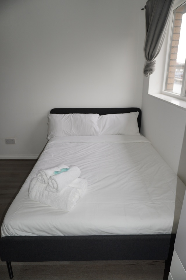 Additional image 5 of 3 Bed Flat, Riverview Place, G5, N1 7GU