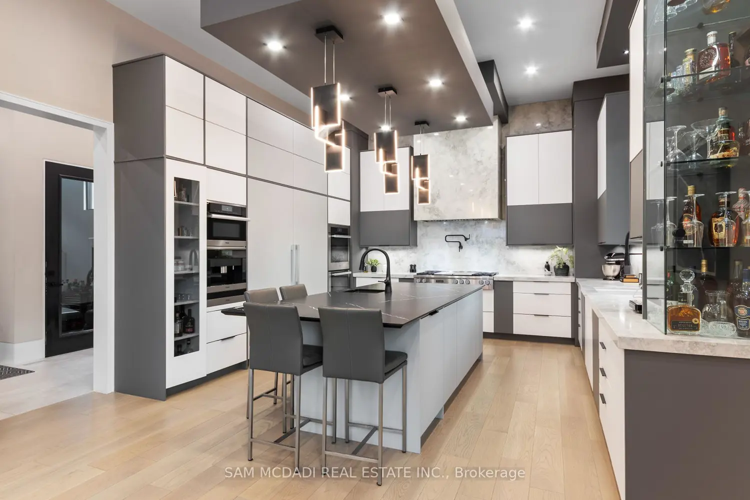 Additional image 8 of 112 Elton Park Road