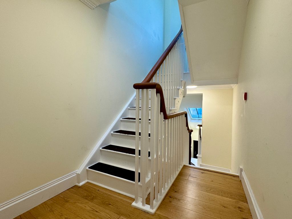 Additional image 9 of 1 bed flat to rentHigh Street, Narberth SA67