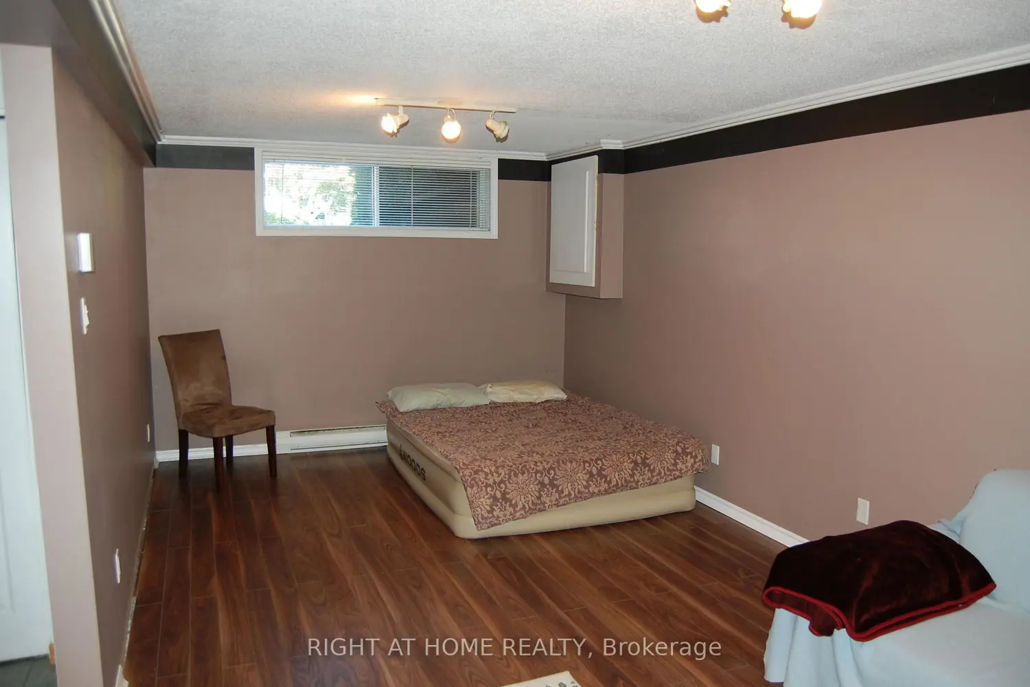 Additional image 11 of 937 Morris Street