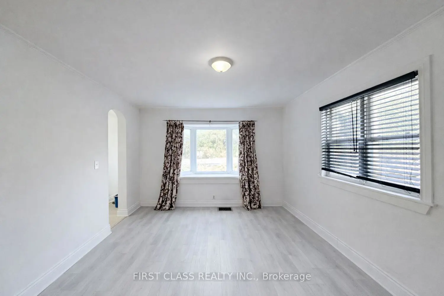 Additional image 4 of 2081 Metro Road