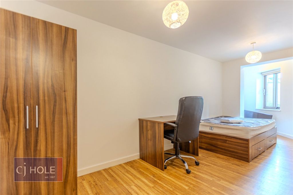 6 bed flat to rentQueens Road, Clifton, Bristol BS8 photo 2