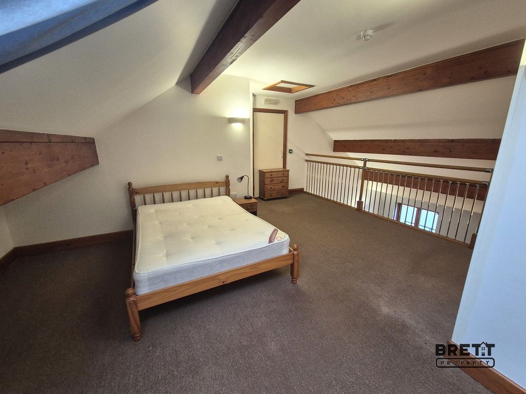 Additional image 8 of 2 bed flat to rent23 Temeraire House, Nelson Quay, Milford Haven SA73