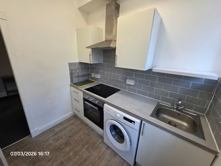 Additional image 7 of 2 Bed Flat, Parsons Green Terrace, EH8, N1 7GU