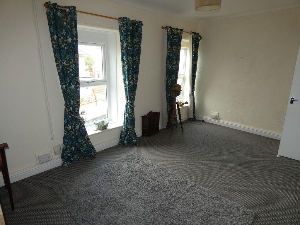 Additional image 6 of 1 bed flat to rent95B Cimla Road, Neath, Neath Port Talbot. SA11