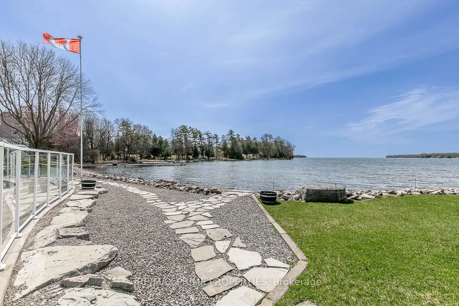 Additional image 19 of 585 Atherley Road 201