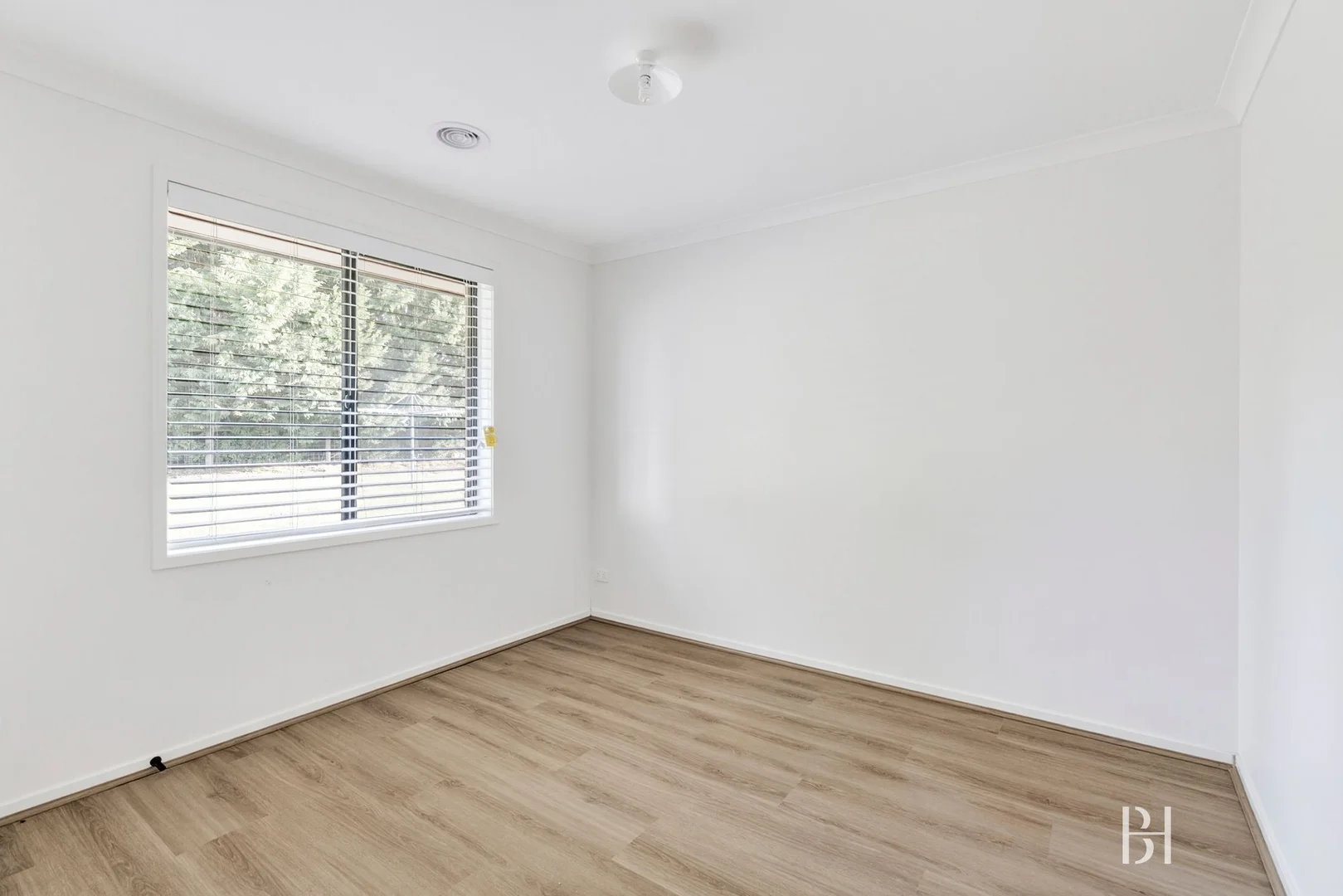 Additional image 11 of 5 Grange View, Kilmore VIC 3764