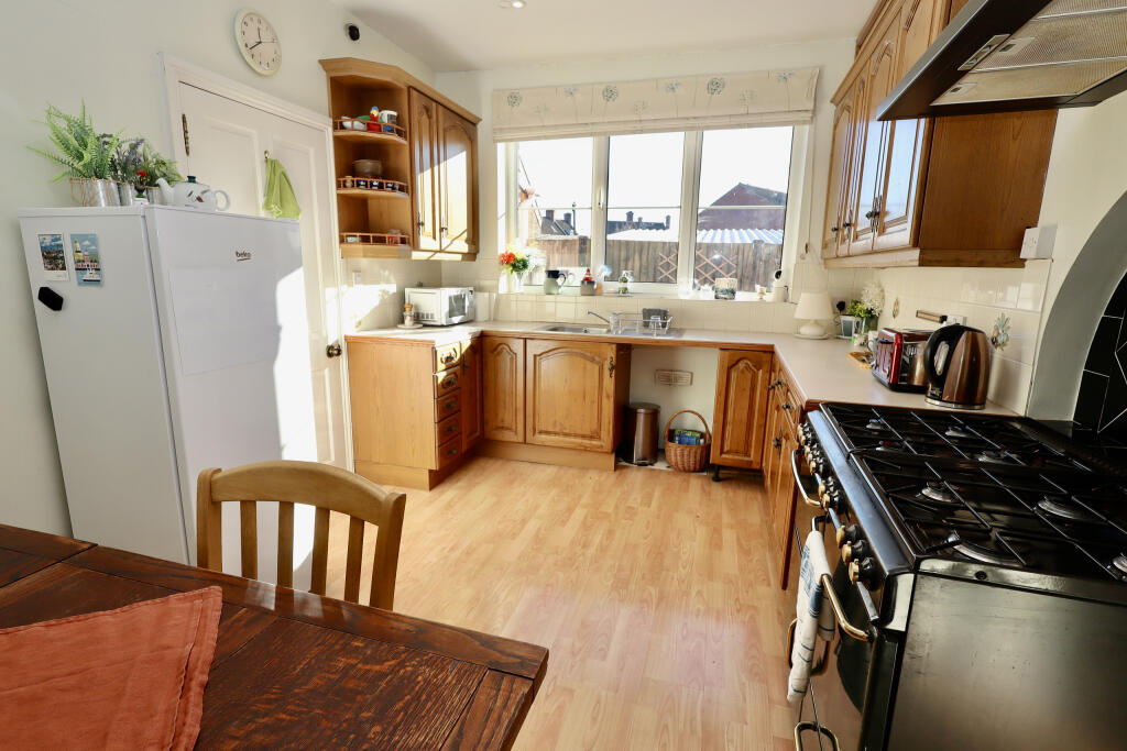 Additional image 2 of Central Wells