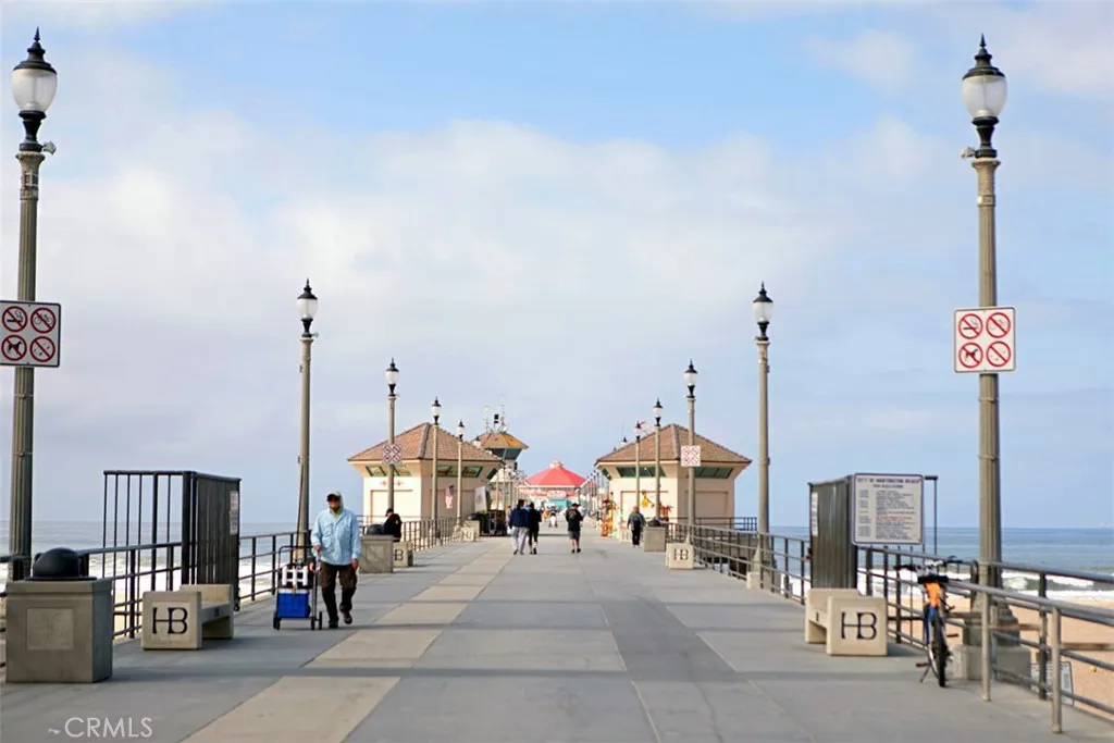 Additional image 84 of 80 Huntington St Unit 402, Huntington Beach, CA 92648