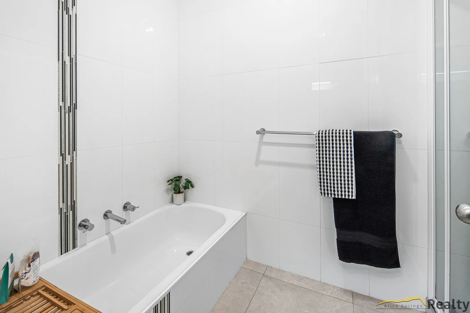 Additional image 23 of 9 Terry Court, Araluen NT 0870