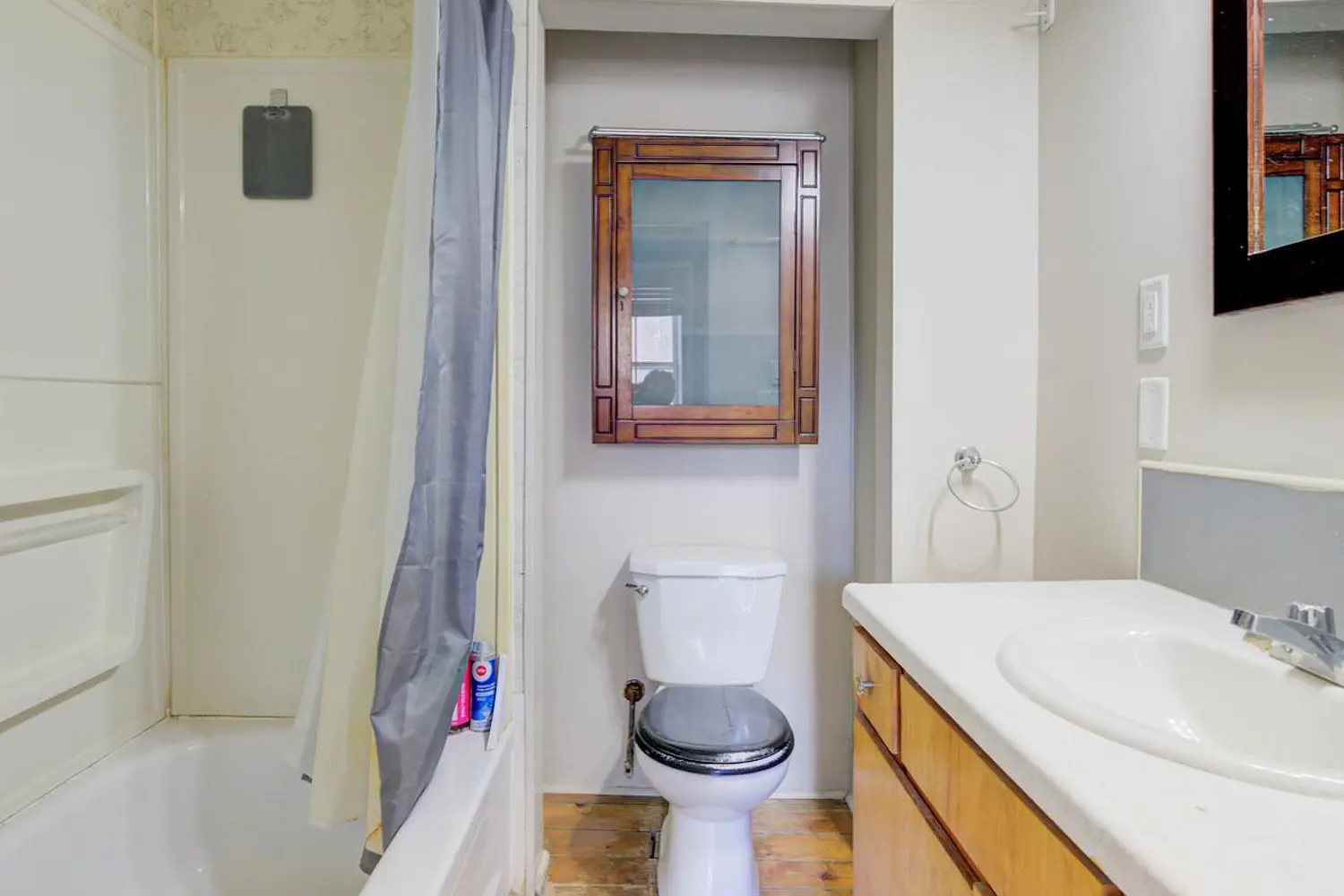 Additional image 11 of 3506 Huron Road