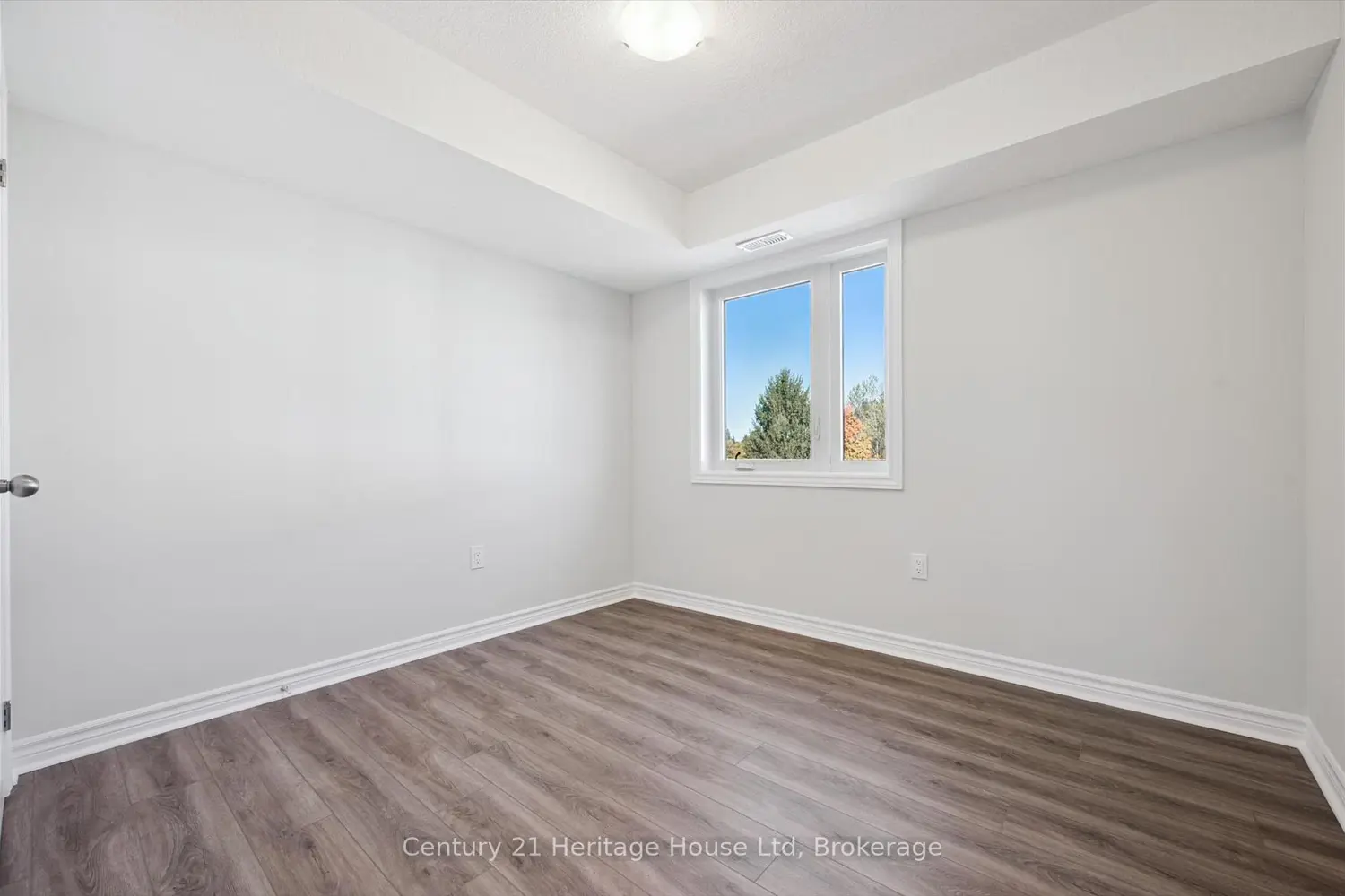 Additional image 13 of 465 Garafraxa Street 5