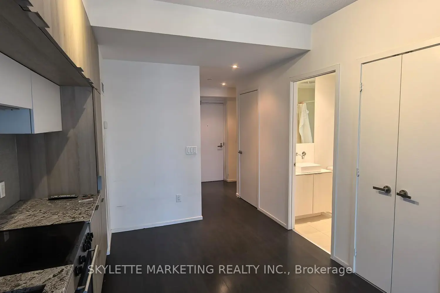 Additional image 8 of 159 Dundas Street 1503