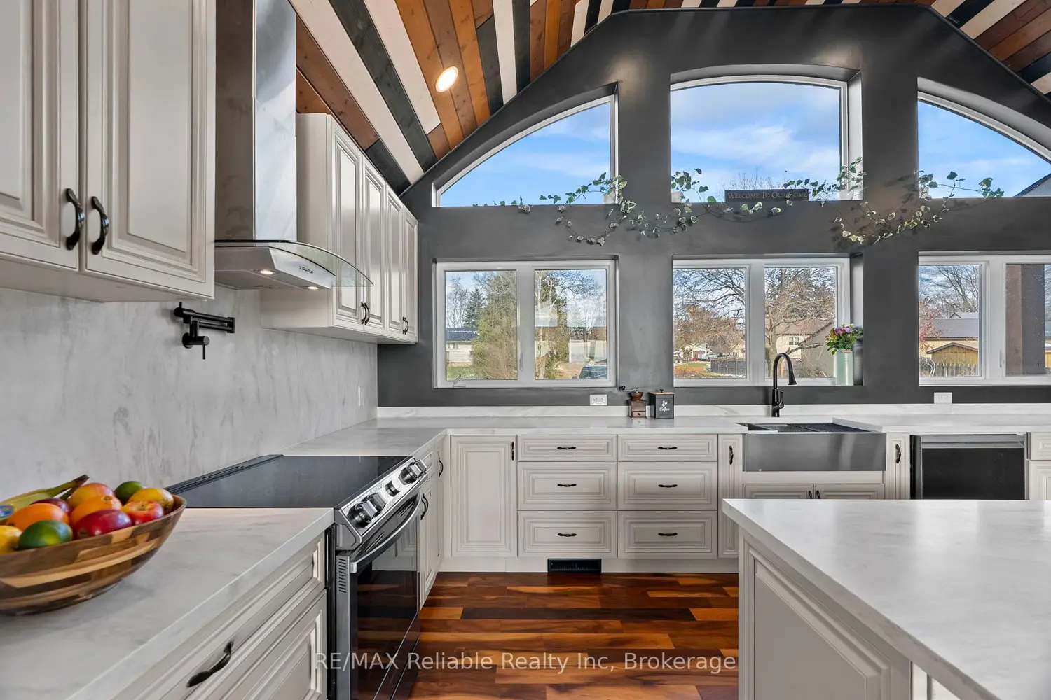 Additional image 6 of 43841 Cranbrook Road