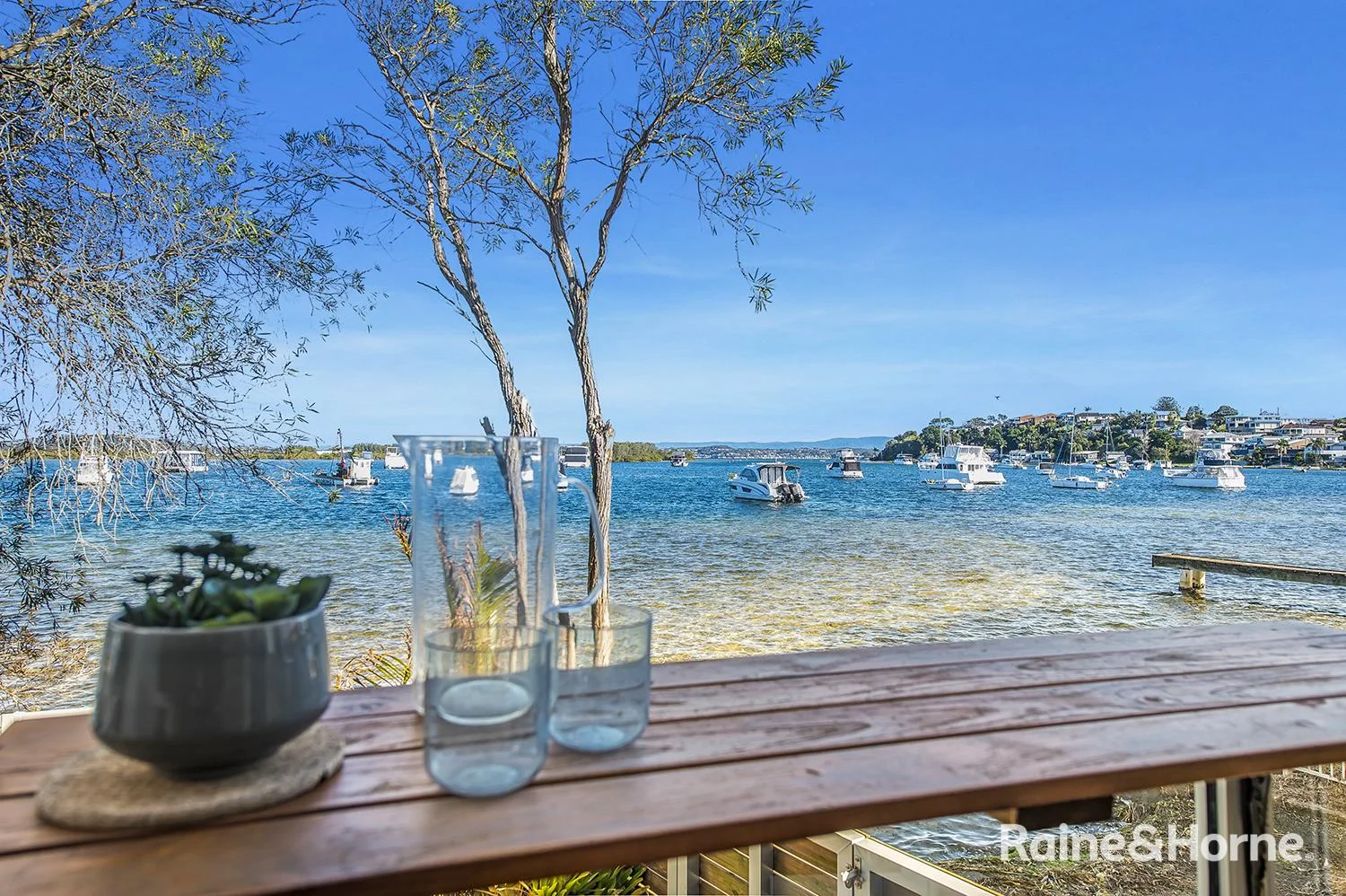 35 Marks Parade, Marks Point NSW 2280