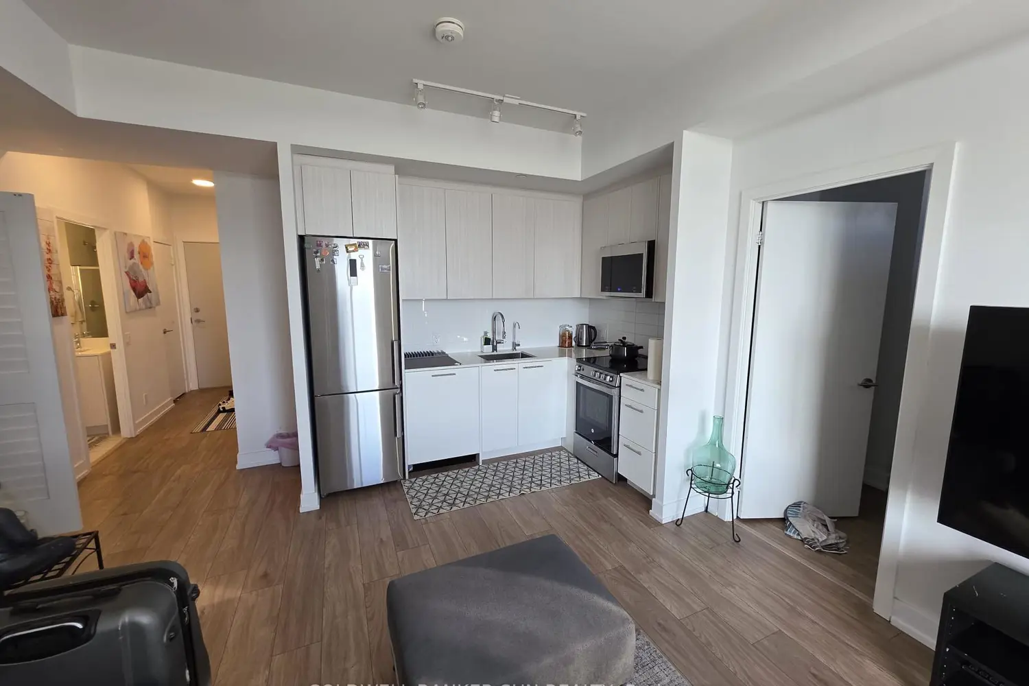 Additional image 10 of 215 Veterans Drive 601