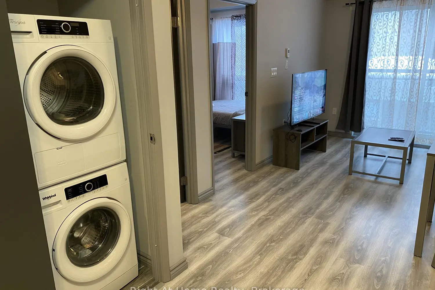 Additional image 18 of 275 Larch Street F202