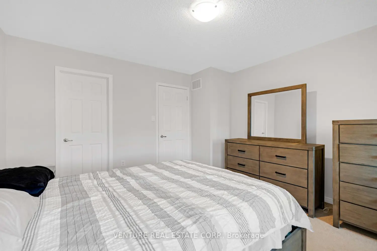 Additional image 12 of 156 Kingston Road